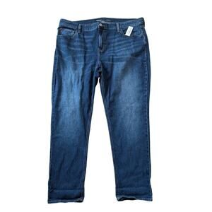 OLD NAVY Woman's Jeans/Pants Mid-Rise Boyfriend Jeans, size 18; NWT